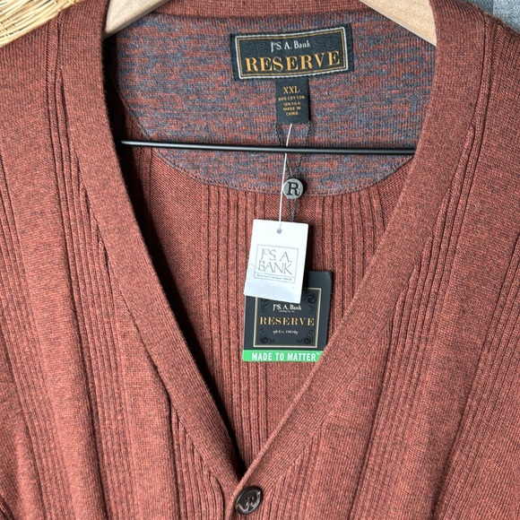 Jos A Bank reserve Cardigan - Picture 3 of 9